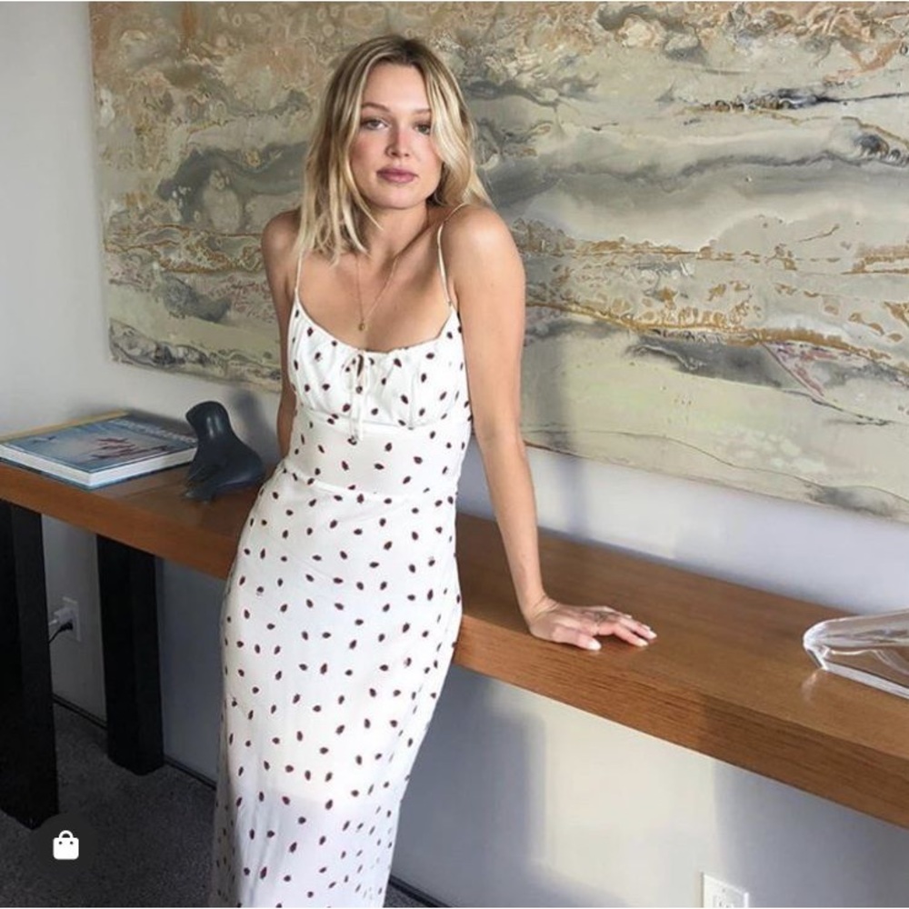 Realisation Par The Alba Dress in White Strawberry Small 🍓 cute